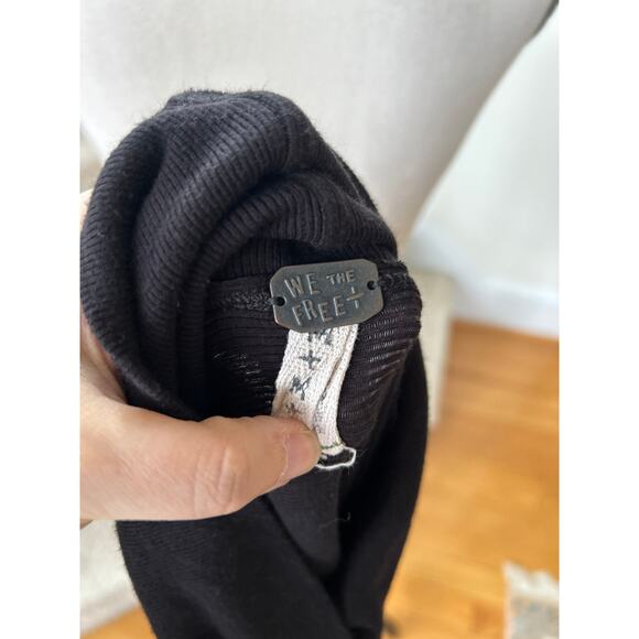 Free People Black Dolman Long Sleeve Oversize Turtleneck Lightweight Shirt - Picture 5 of 7